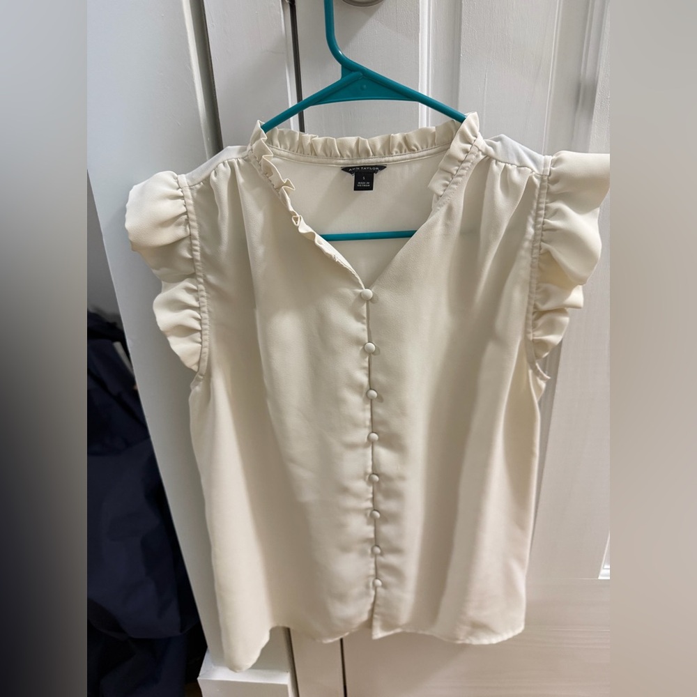 Ann Taylor Cream Ruffle Sleeve Blouse